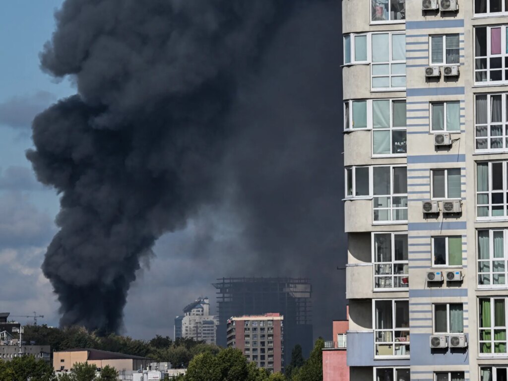 Six people killed in Russia’s attack on Ukraine after Zelenskyy and Trump meeting | Russia-Ukraine War News