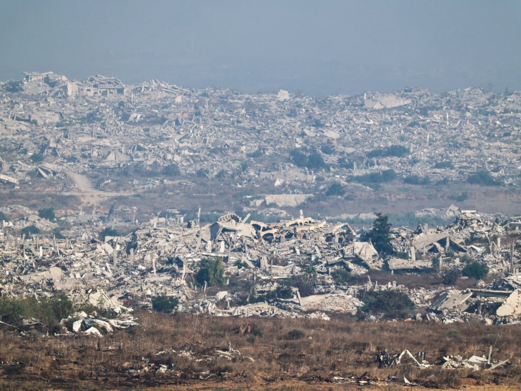 Trump administration plans to sell 2,000 pound bombs to Israel for $2.8 billion | Donald Trump News