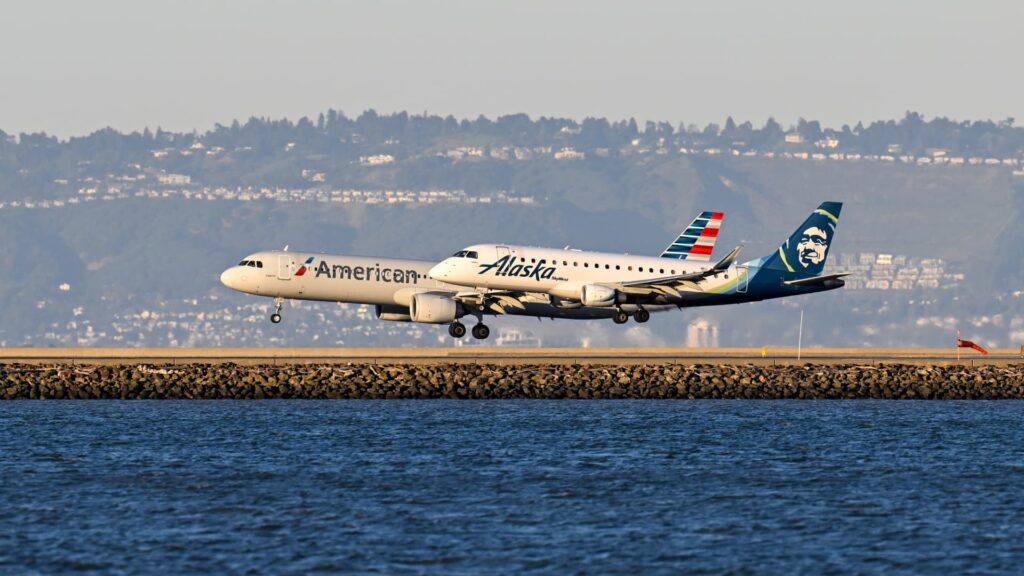 Cheapest and most expensive US flights in November
