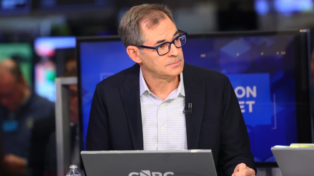 Gartner analyst warns about building AI neccloud