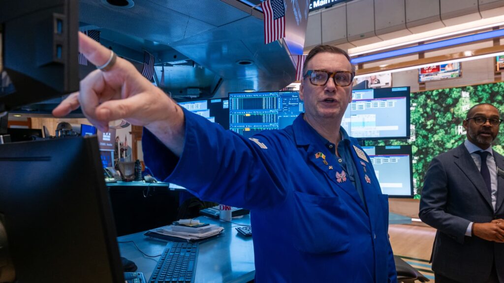 US Treasury yields fall as investors assess US inflation backdrop