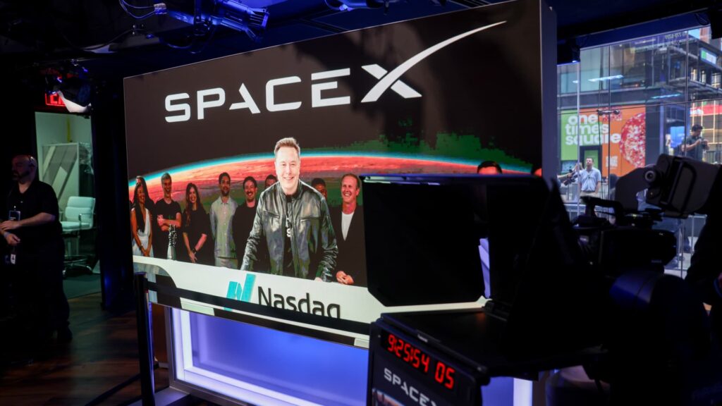 Elon Musk says he will give SpaceX stock to every child in the US