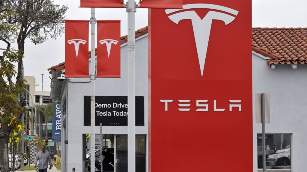 Tesla (TSLA) Q3 2026 Vehicle Deliveries and Production