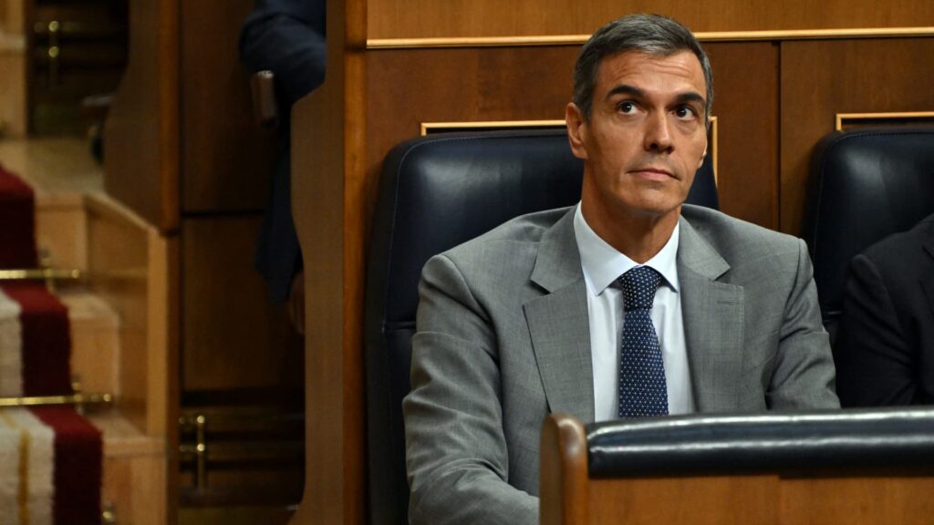 Spanish Prime Minister Sánchez calls snap election following housing crisis protests
