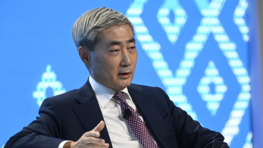 Bank of Korea leaves interest rates unchanged as President Lee calls for expansion of housing supply