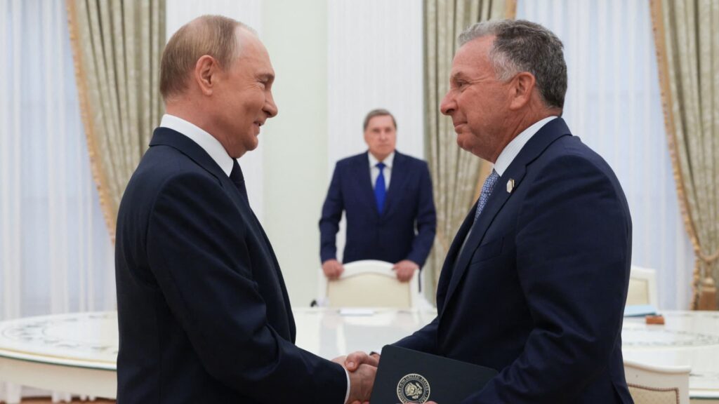 After meeting with Zelensky, Witkov heads to Russia to meet with President Putin