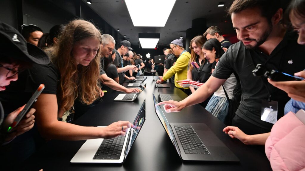 MacBook Pro: Apple brings touch to your Mac