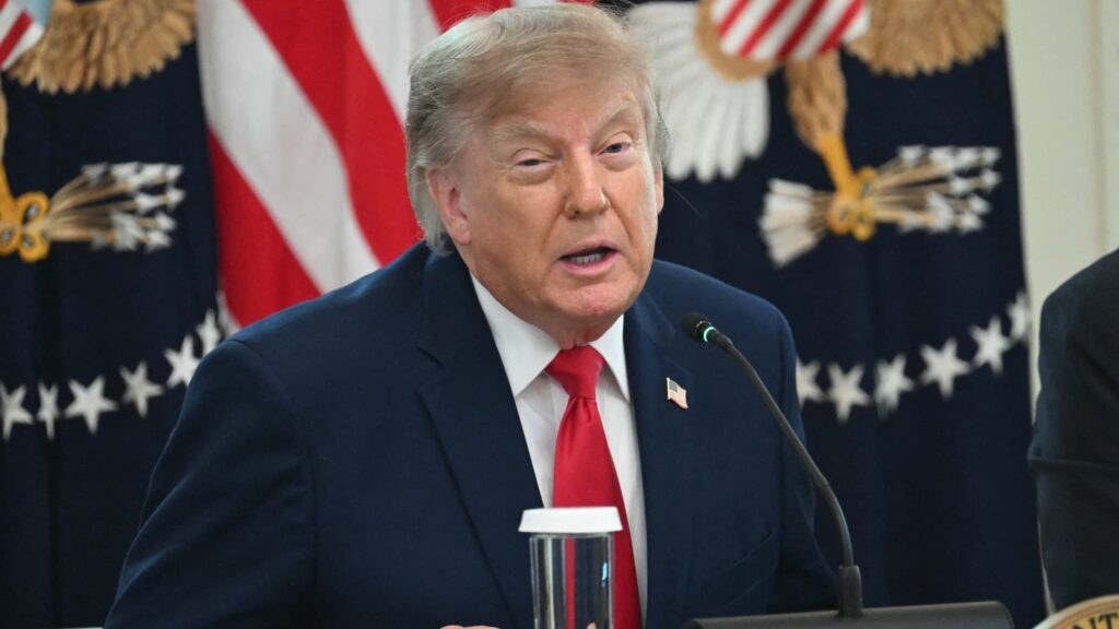 President Trump jokes that $5,000 in cash could buy him a burger and dessert at Mar-a-Lago