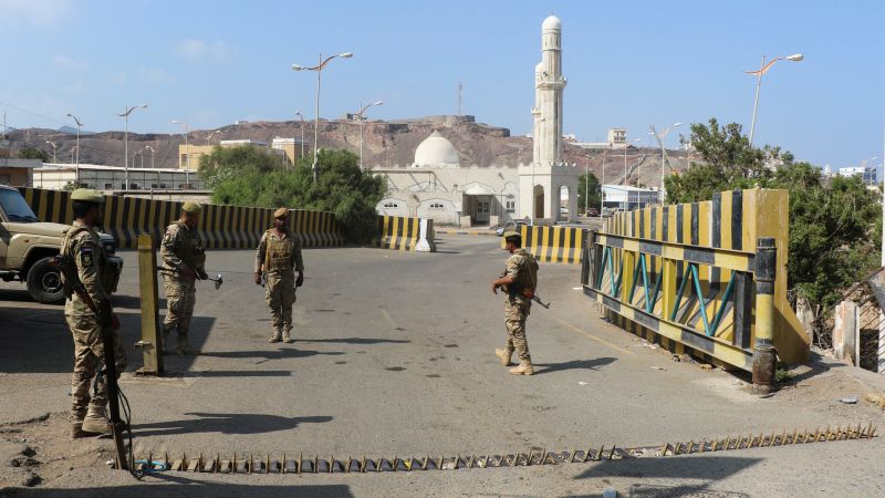 Iran-allied Houthis intensify attacks on Saudi Arabia, launch deadly attack on Yemeni presidential palace