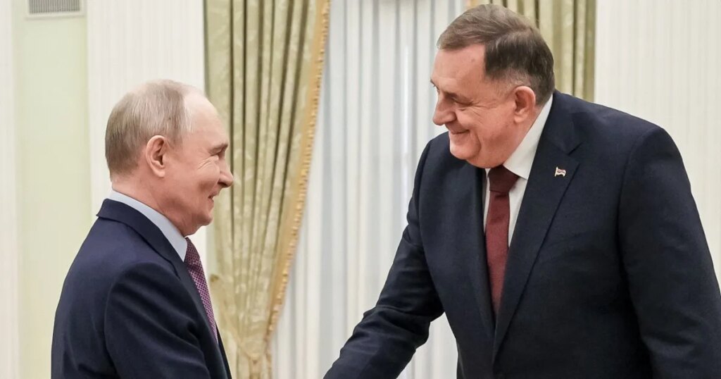 What were Trump operatives doing for pro-Russian politician Dodik in Bosnia? |Donald Trump News