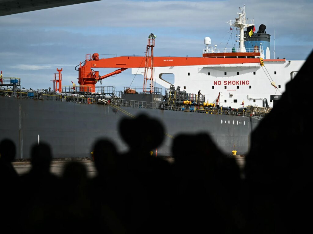 President Trump introduces Venezuelan oil in a bid to woo Texas voters | 2026 US midterm election news