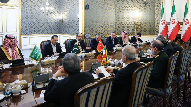 Iran embraces Saudi Arabia and regional powers amid growing fears of return to war